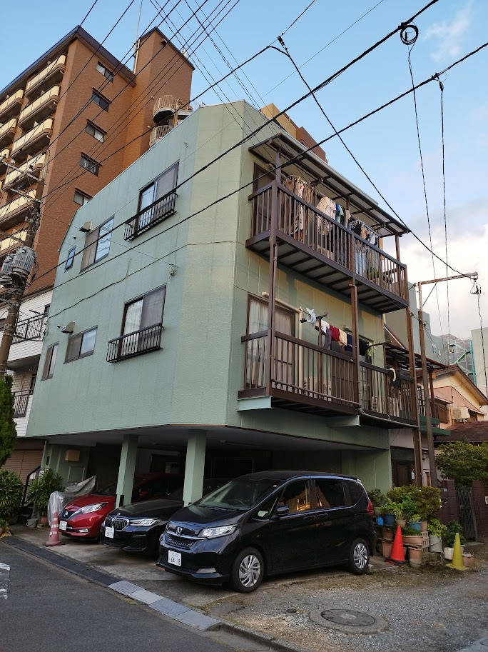 House on stilts
